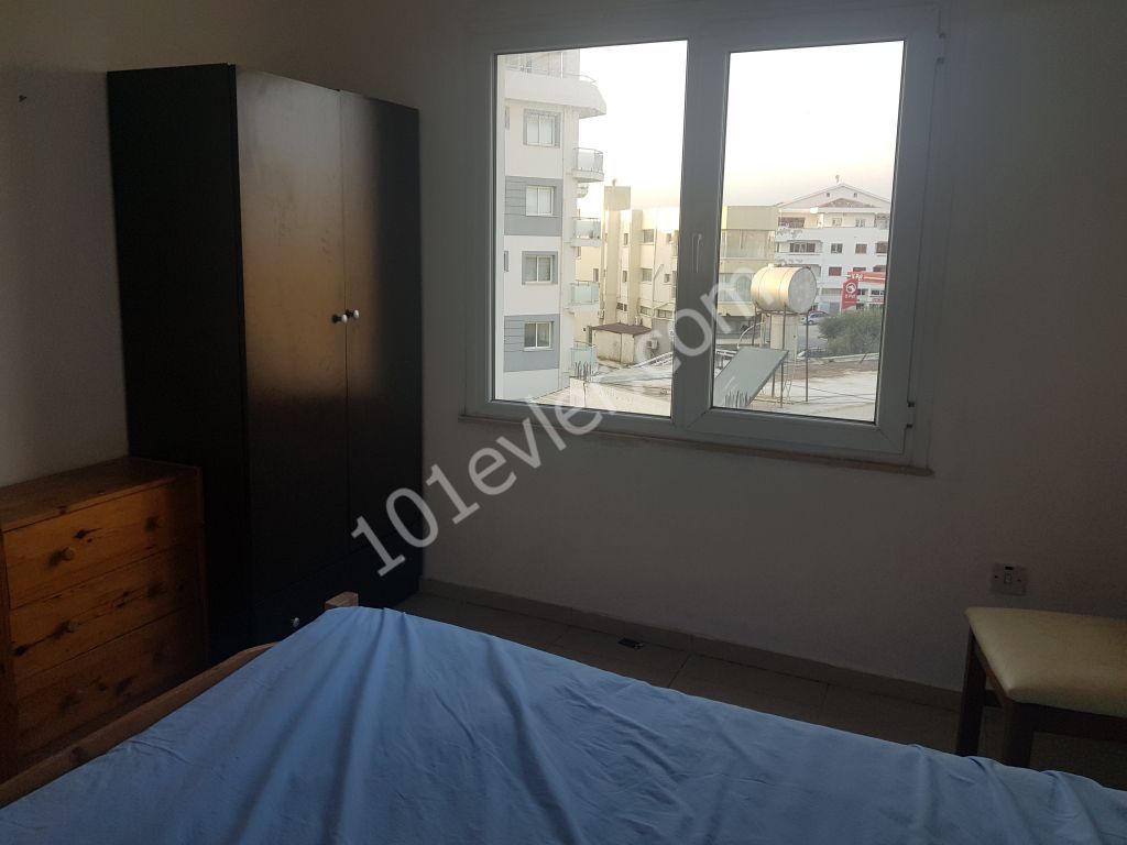 Mağusa merkezde kiralık eşyalı 2+1 daire