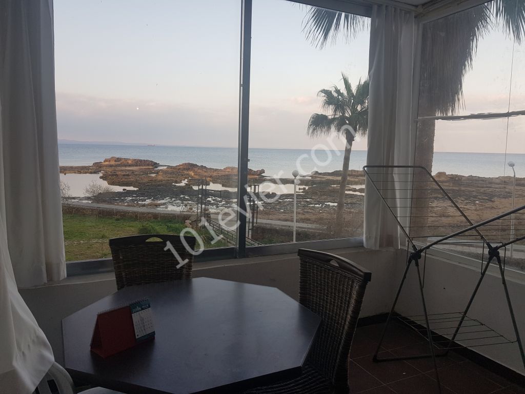 Mağusa Palm Beach'de kiralık 2+1 daire 