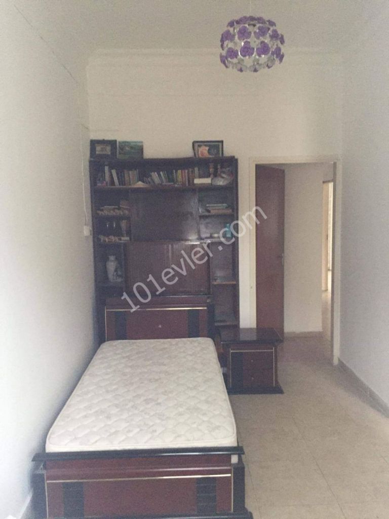 Mağusa maraş da kiralık müstakil 3+1 ev