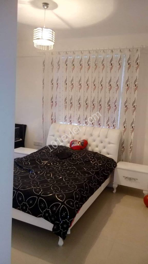 Flat For Sale in Yeni Boğaziçi, Famagusta