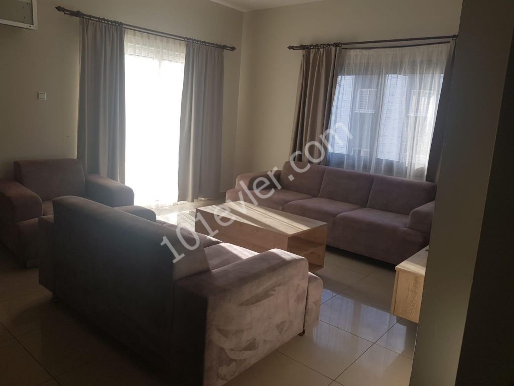 Flat To Rent in Mağusa Merkez, Famagusta