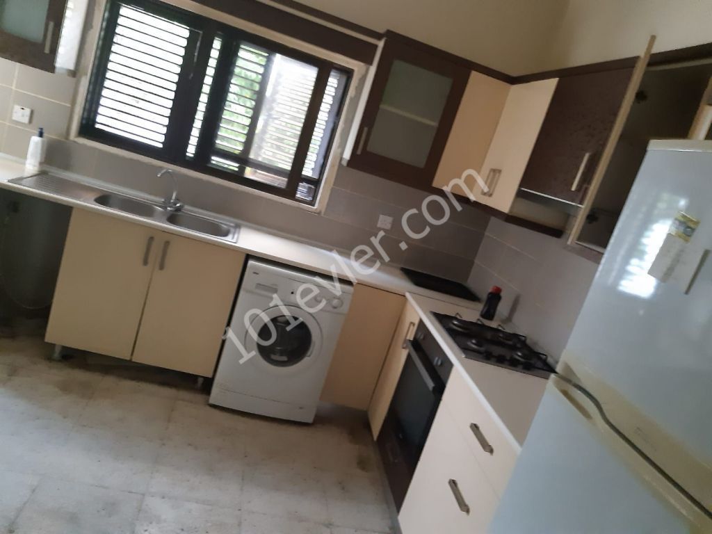 Flat To Rent in Mağusa Merkez, Famagusta