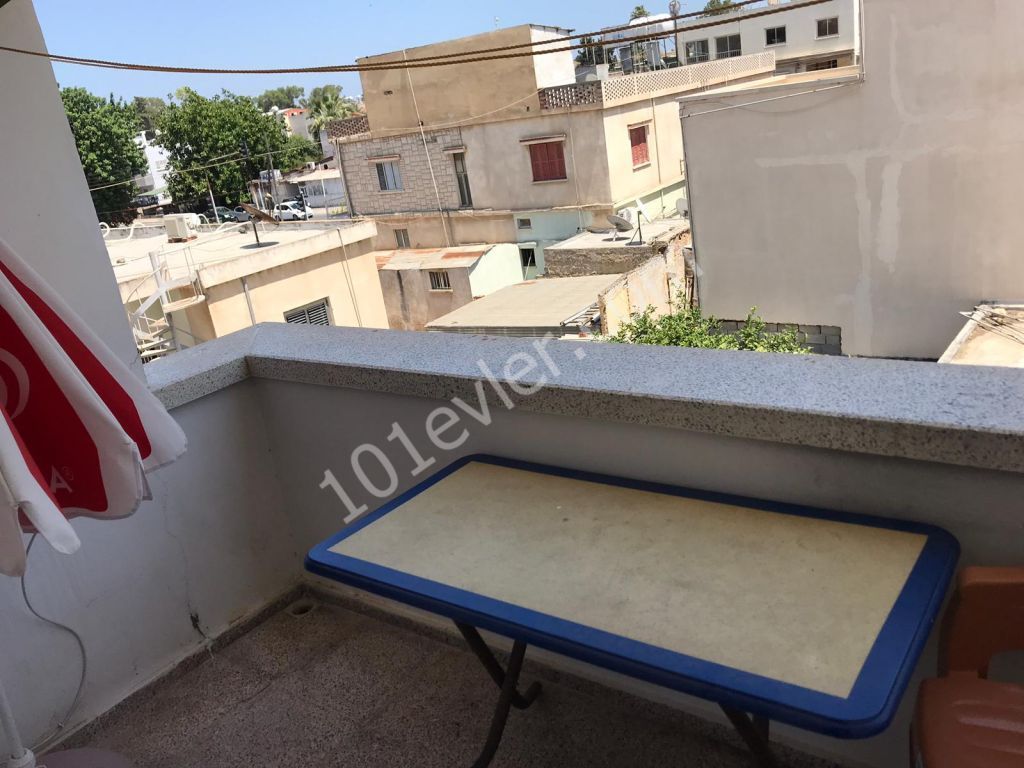 Mağusa merkezde kiralık 2+1 daire