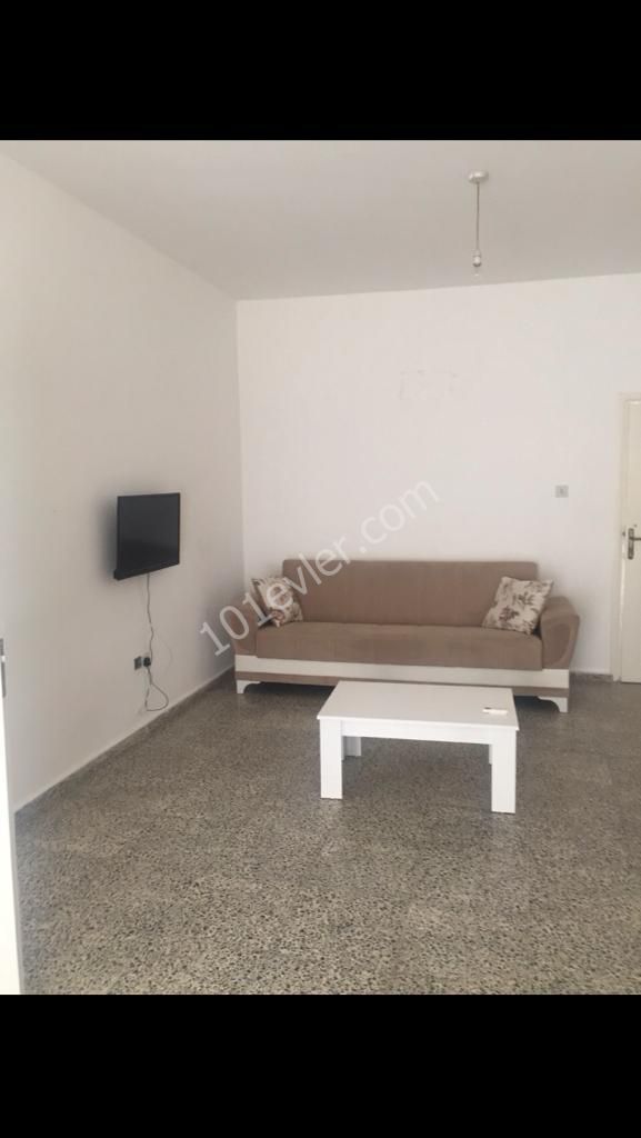 Flat To Rent in Çanakkale, Famagusta