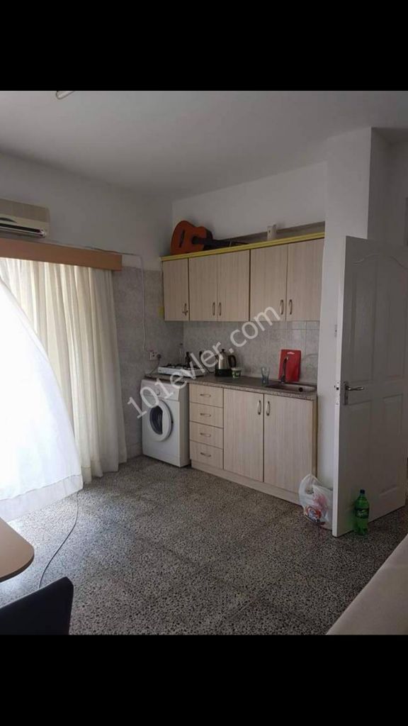 Flat To Rent in Çanakkale, Famagusta