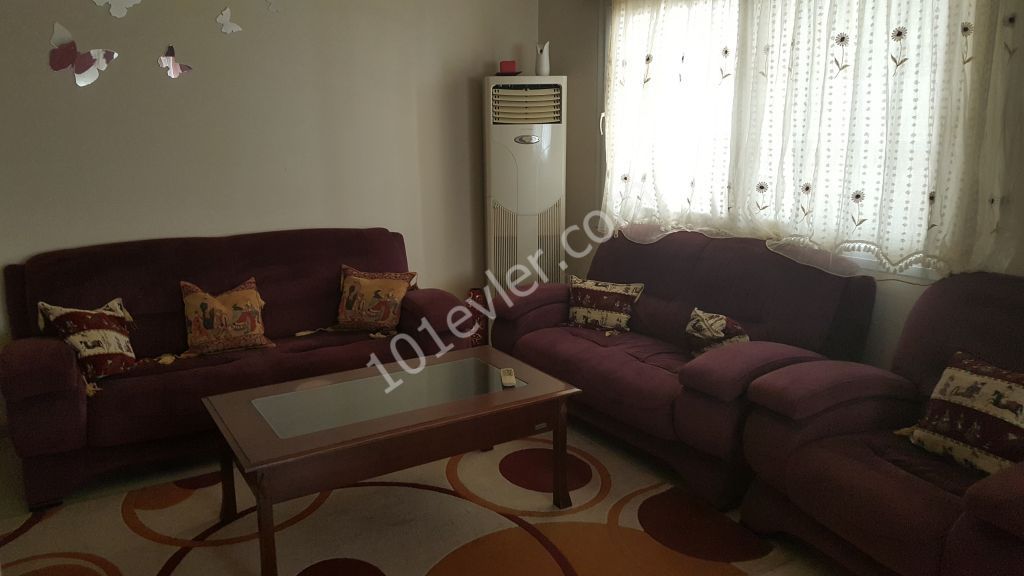 Mağusa gülseren bölgesinde 2+1 kiralık daire