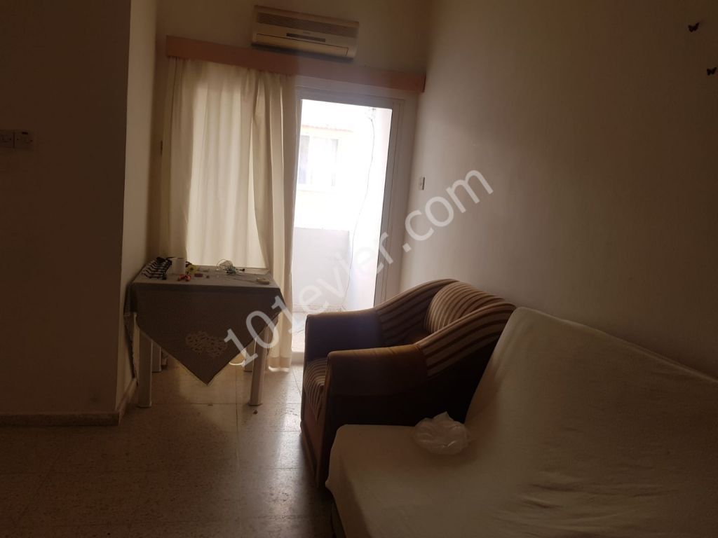 Flat To Rent in Mağusa Merkez, Famagusta