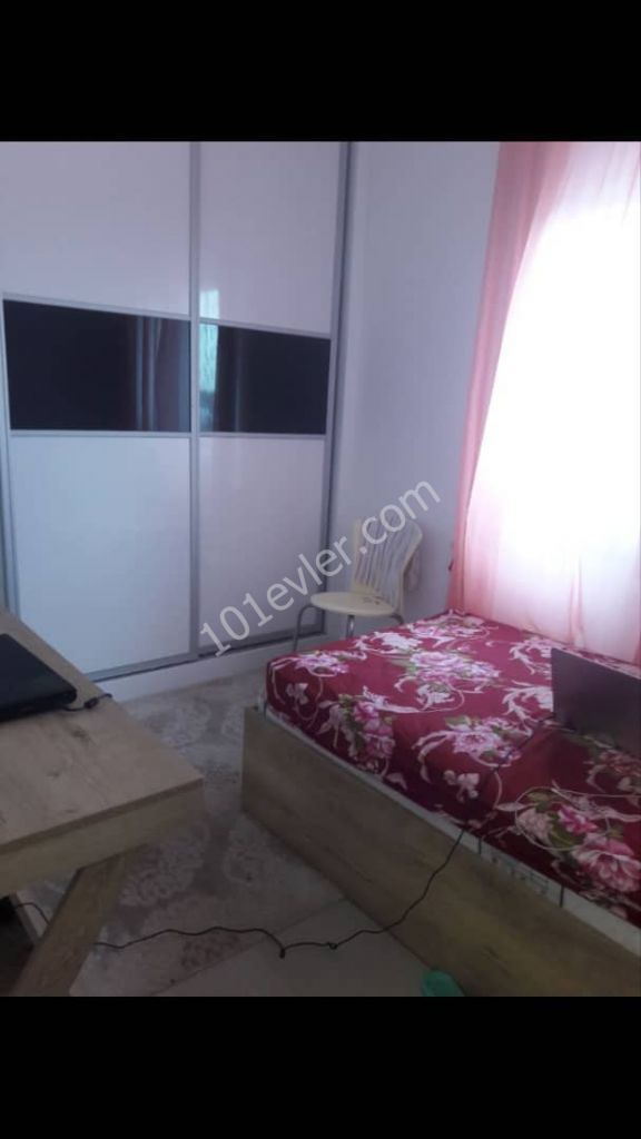 Yenibogazici 2+1 eşyalı daire