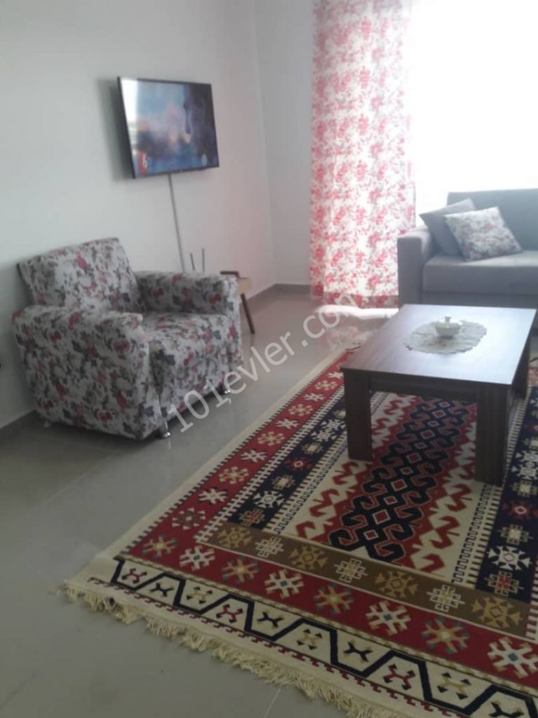 Yenibogazici 2+1 eşyalı daire