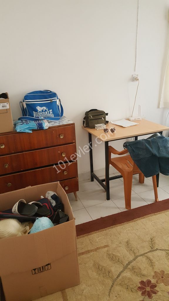 Mağusa sakarya bölgesinde öğrenciye uygun kiralık müstakil yardımcı ev