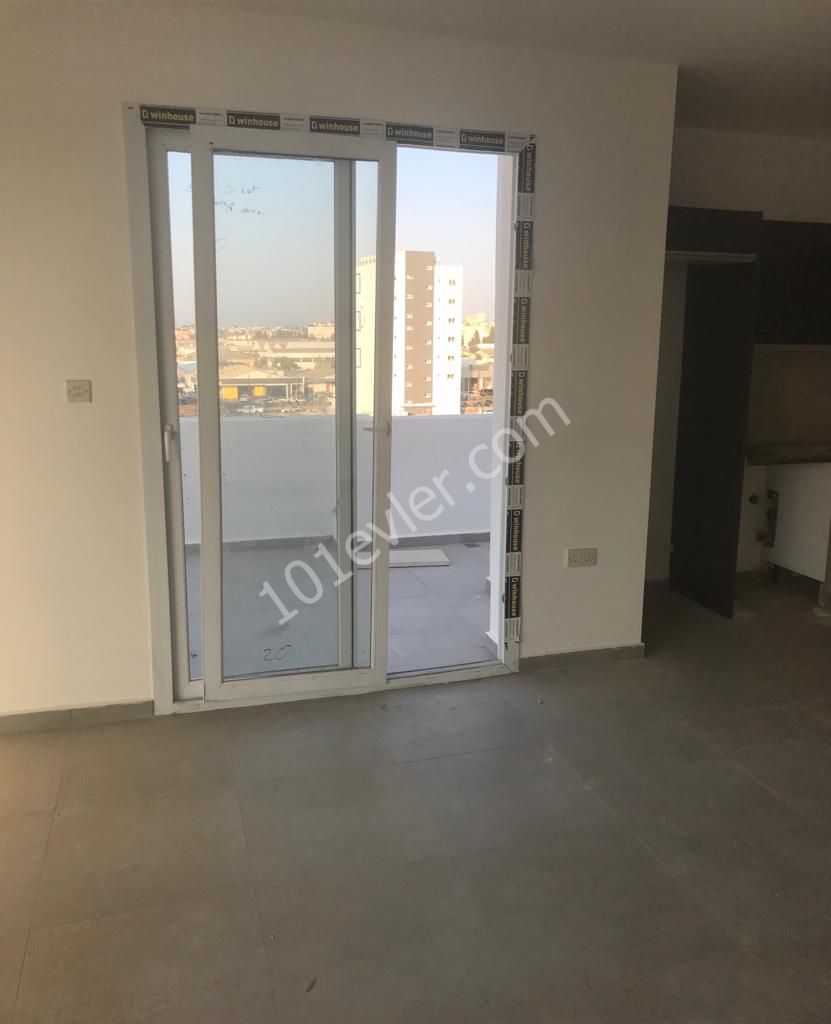 Mağusa Citymall bölgesinde 3+1 penthouse