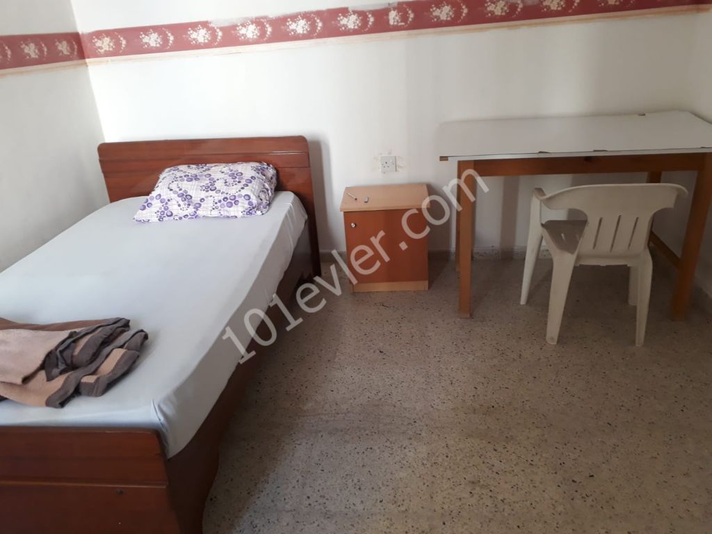 Flat To Rent in Mağusa Merkez, Famagusta