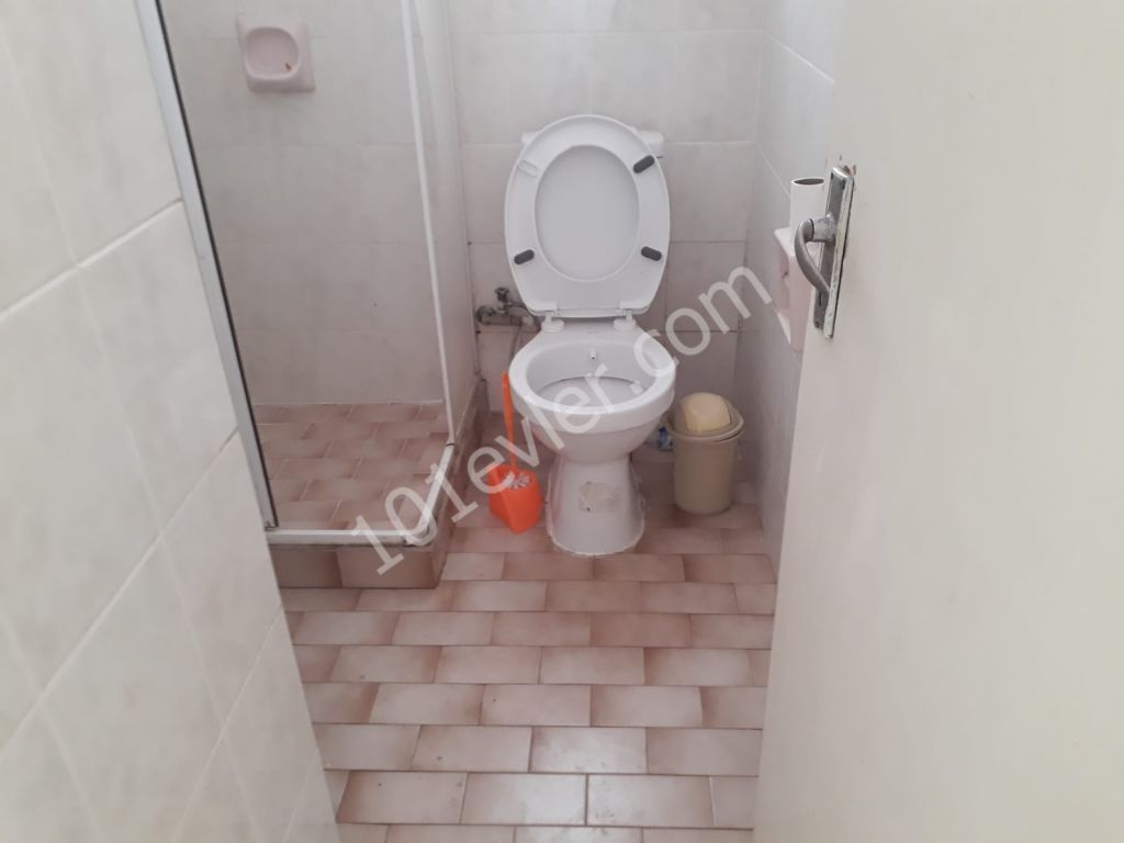 Flat To Rent in Mağusa Merkez, Famagusta