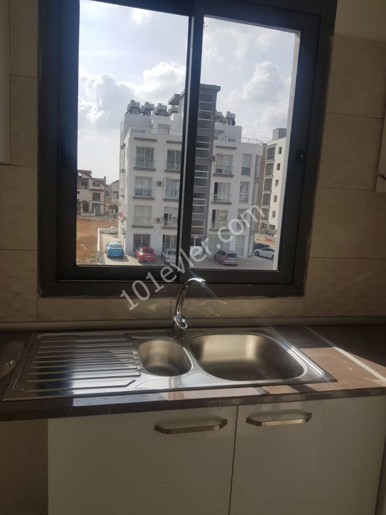 Flat To Rent in Çanakkale, Famagusta