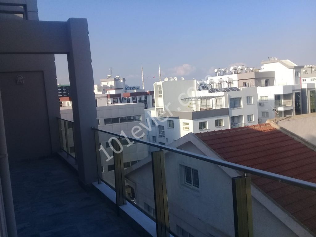 Türkisches penthouse zum Verkauf im Zentrum von Famagusta ** 