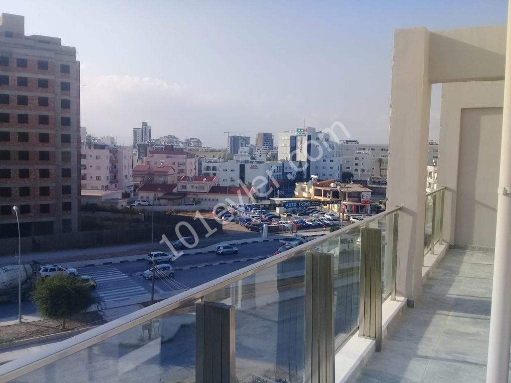 Türkisches penthouse zum Verkauf im Zentrum von Famagusta ** 