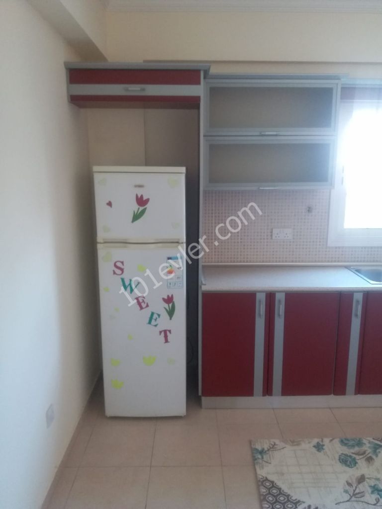 Mağusa merkezde 3+1 eşyalı daire