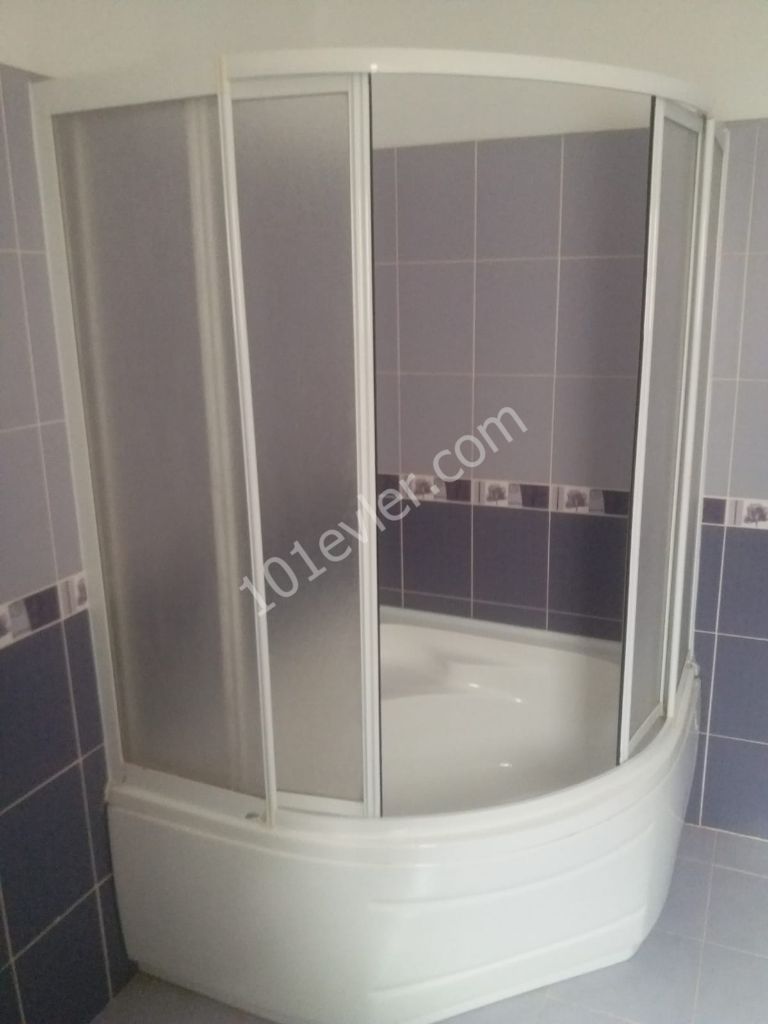 Mağusa merkezde 3+1 eşyalı daire