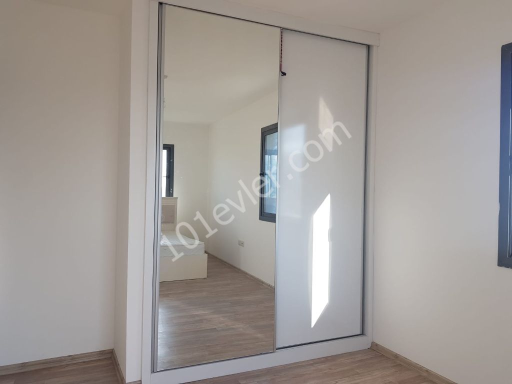 Mağusa merkezde 110 m2 2+1daire 