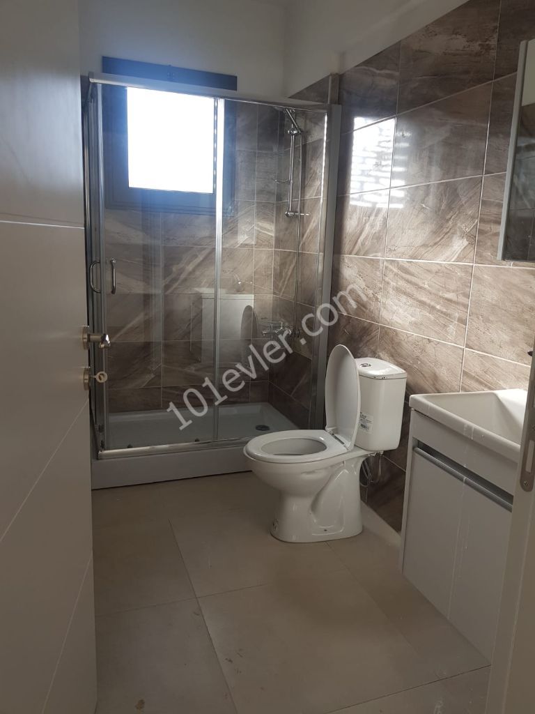 Mağusa merkezde 110 m2 2+1daire 