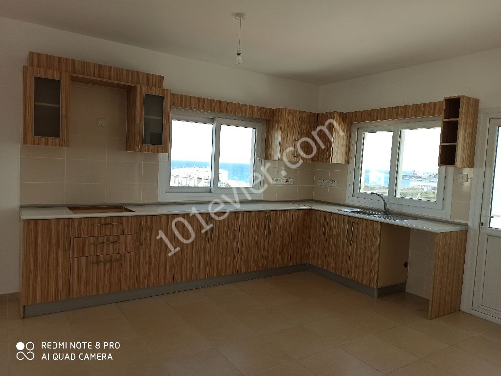 Famagusta Gulseren 3+1 penthouse ** 