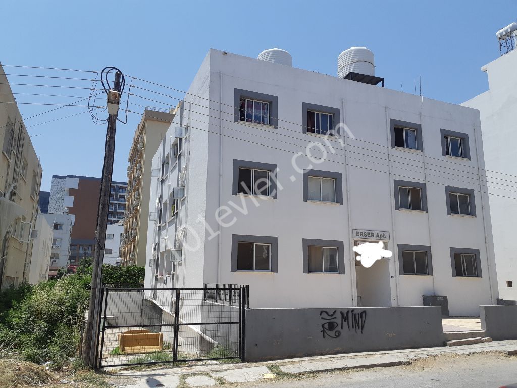 Magusada satılık   komple apartman