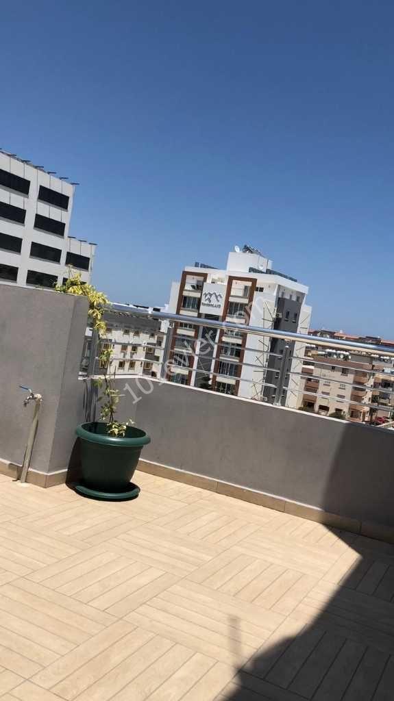 3+1 year old luxury penthouse apartment in Magusa gulserende ** 