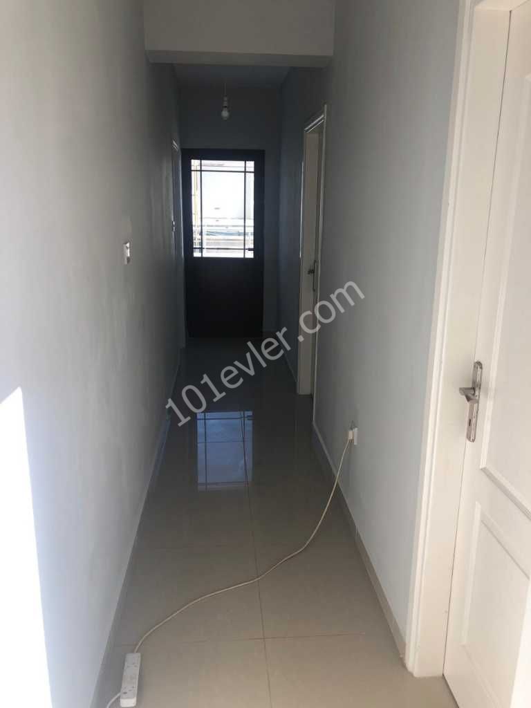 Magusa gulserende 3+1 yillik odemeli lux penthouse  daire