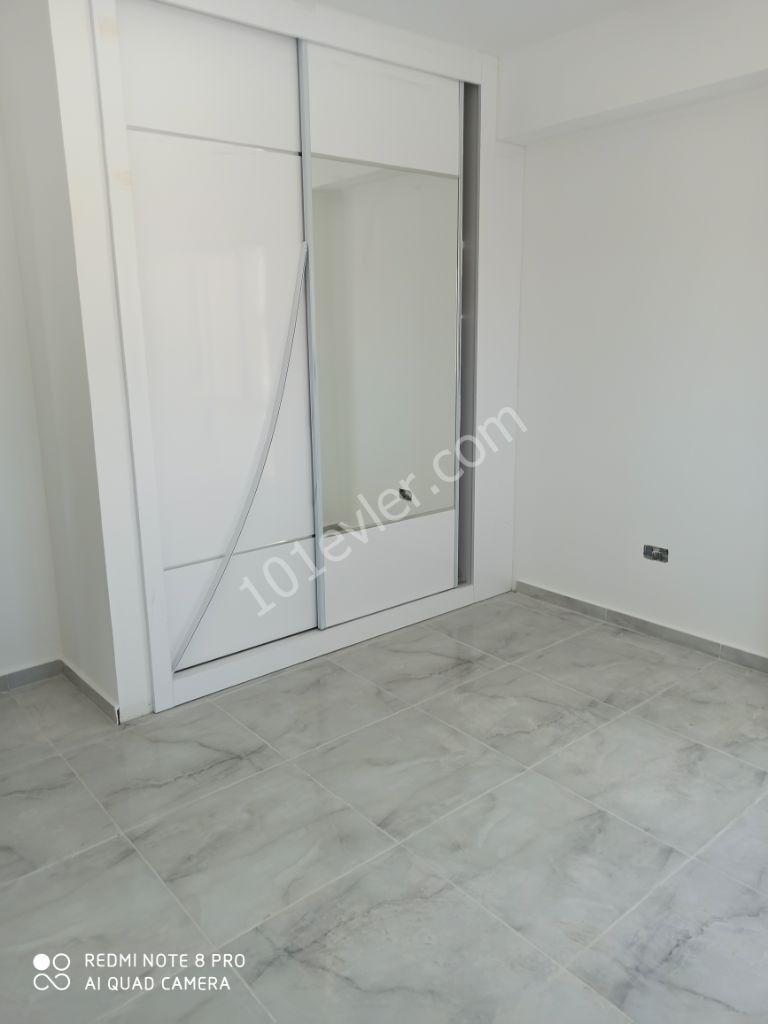 3+1 2 in der salzigen Zone von Famagusta.Etage Wohnung ** 