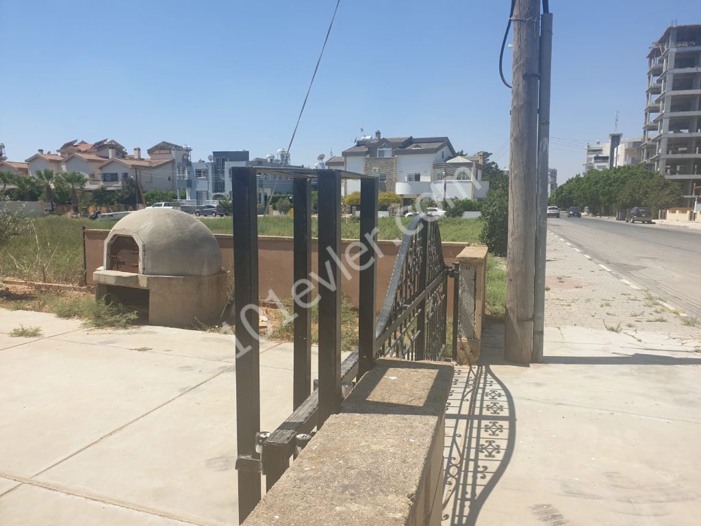 Villa To Rent in Yeni Boğaziçi, Famagusta