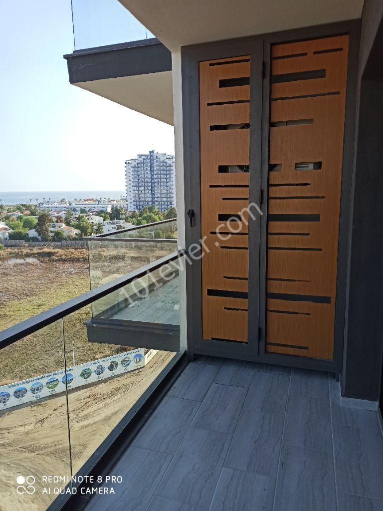 İskele Longbeach de 2+1 eşyalı LUX daire