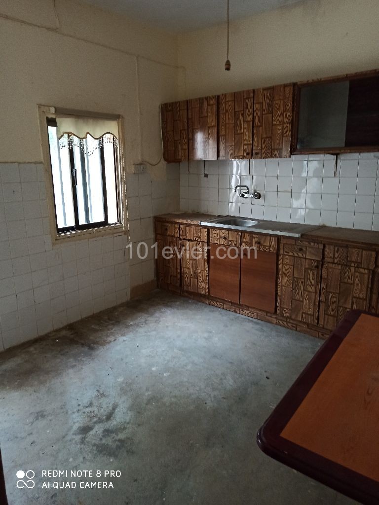 2+1 Detached house in the center of Famagusta ** 