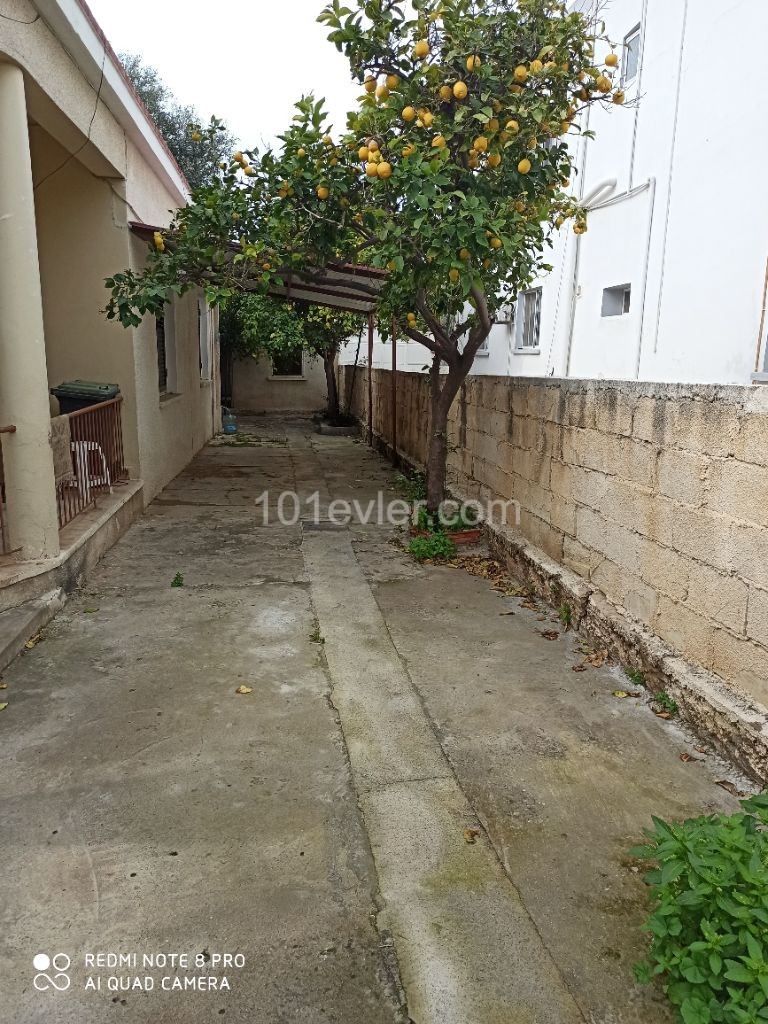 2+1 Detached house in the center of Famagusta ** 