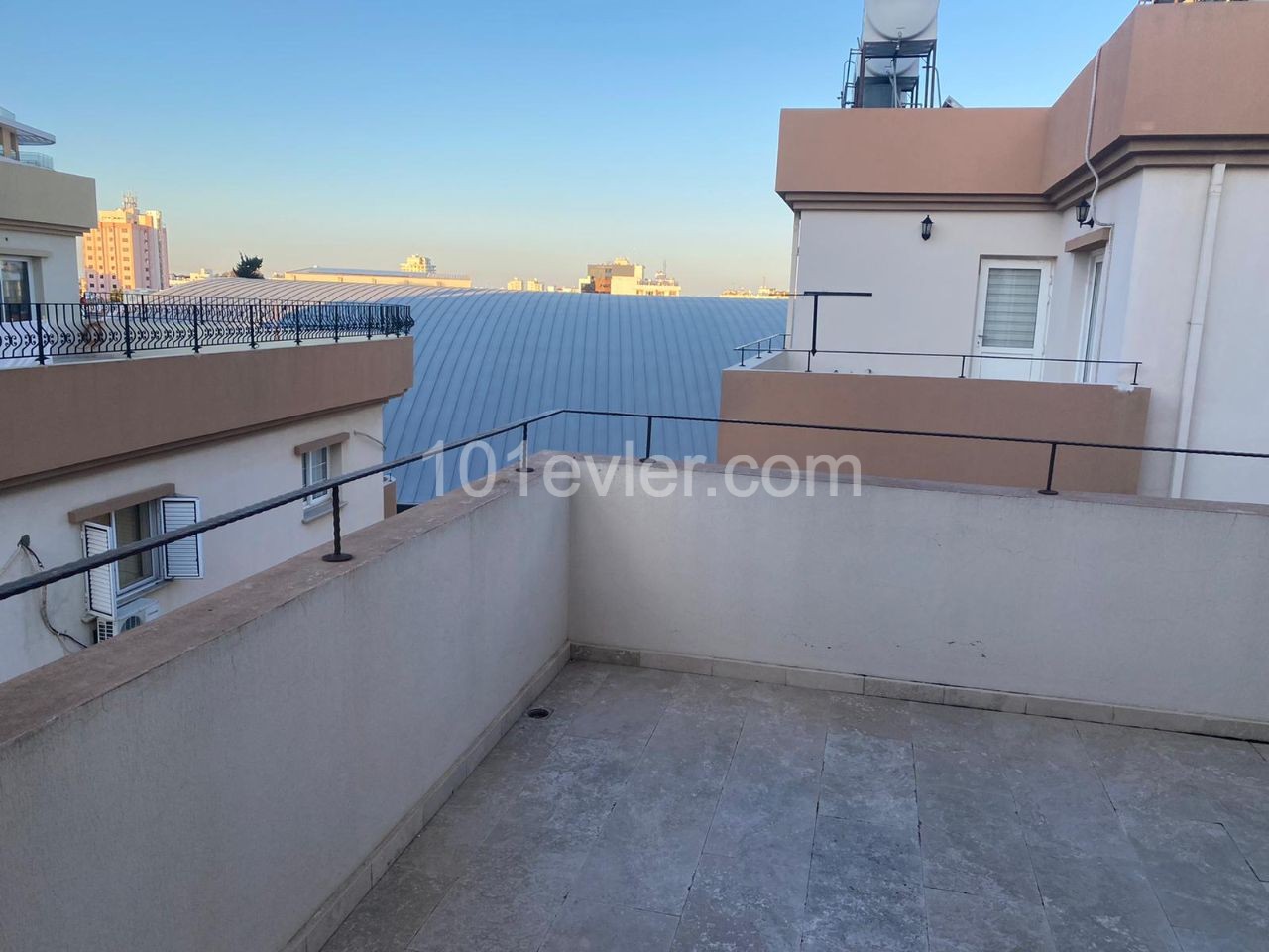 Mağusa Sakarya bölgesinde 3+1 penthouse