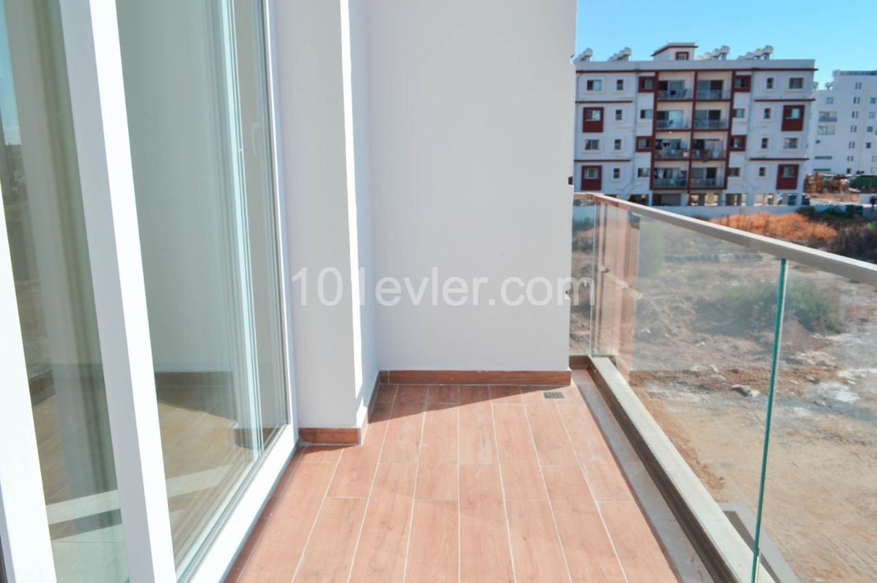 90 m2 2 + 1 apartment for sale in Magusa canakkale district ** 