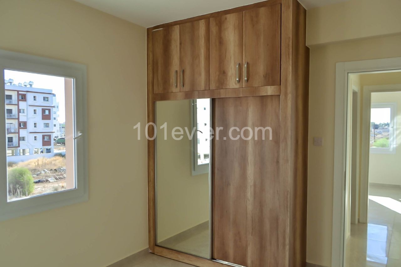 90 m2 2 + 1 apartment for sale in Magusa canakkale district ** 