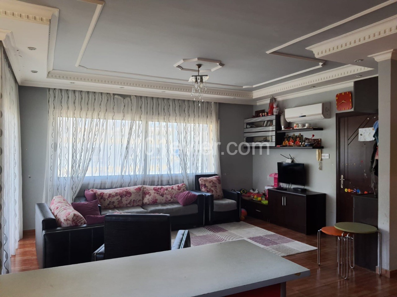 Large Turkish-made apartment for sale in Famagusta Sakarya region ** 