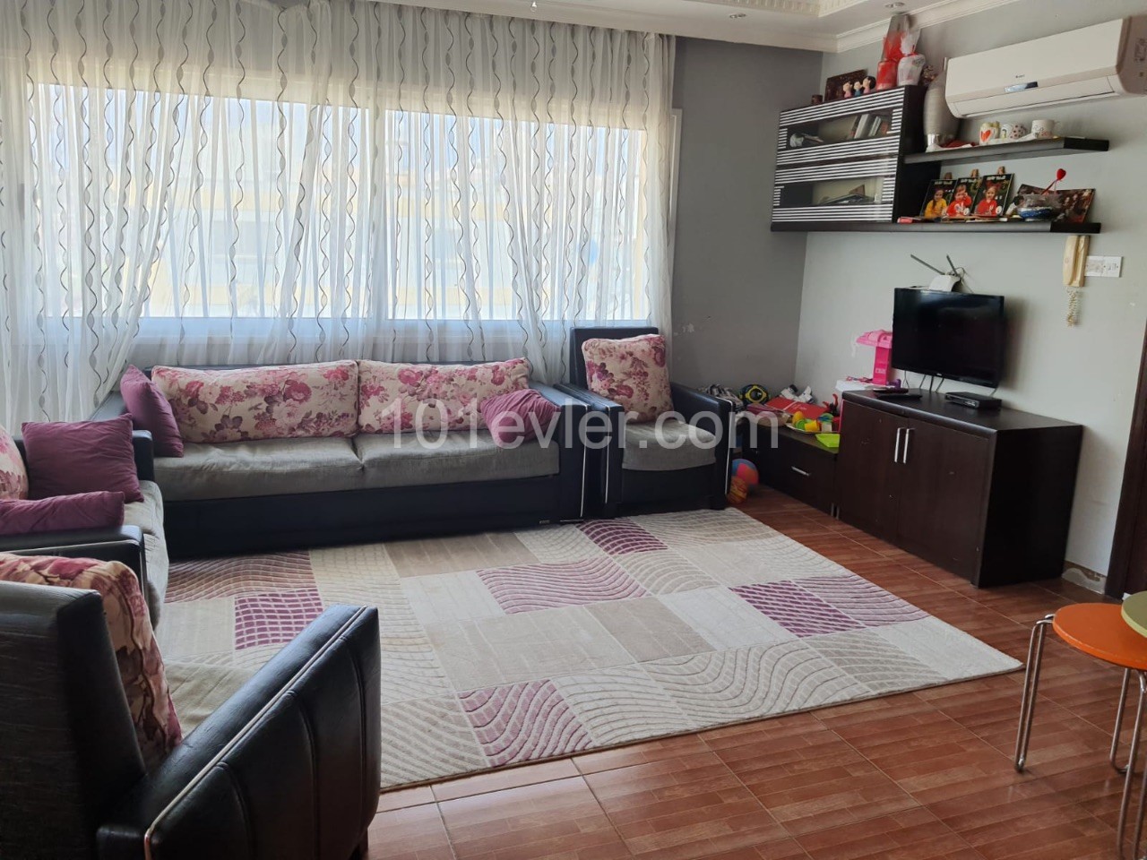 Large Turkish-made apartment for sale in Famagusta Sakarya region ** 