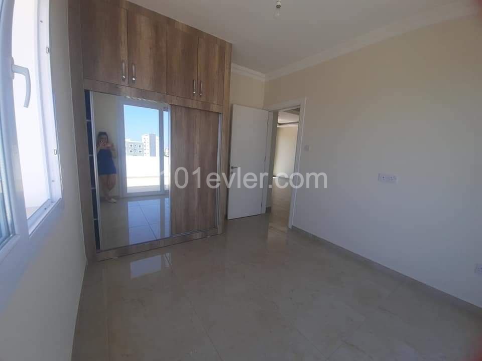 Magusa canakkale de satilik 180 m2 penthause daire