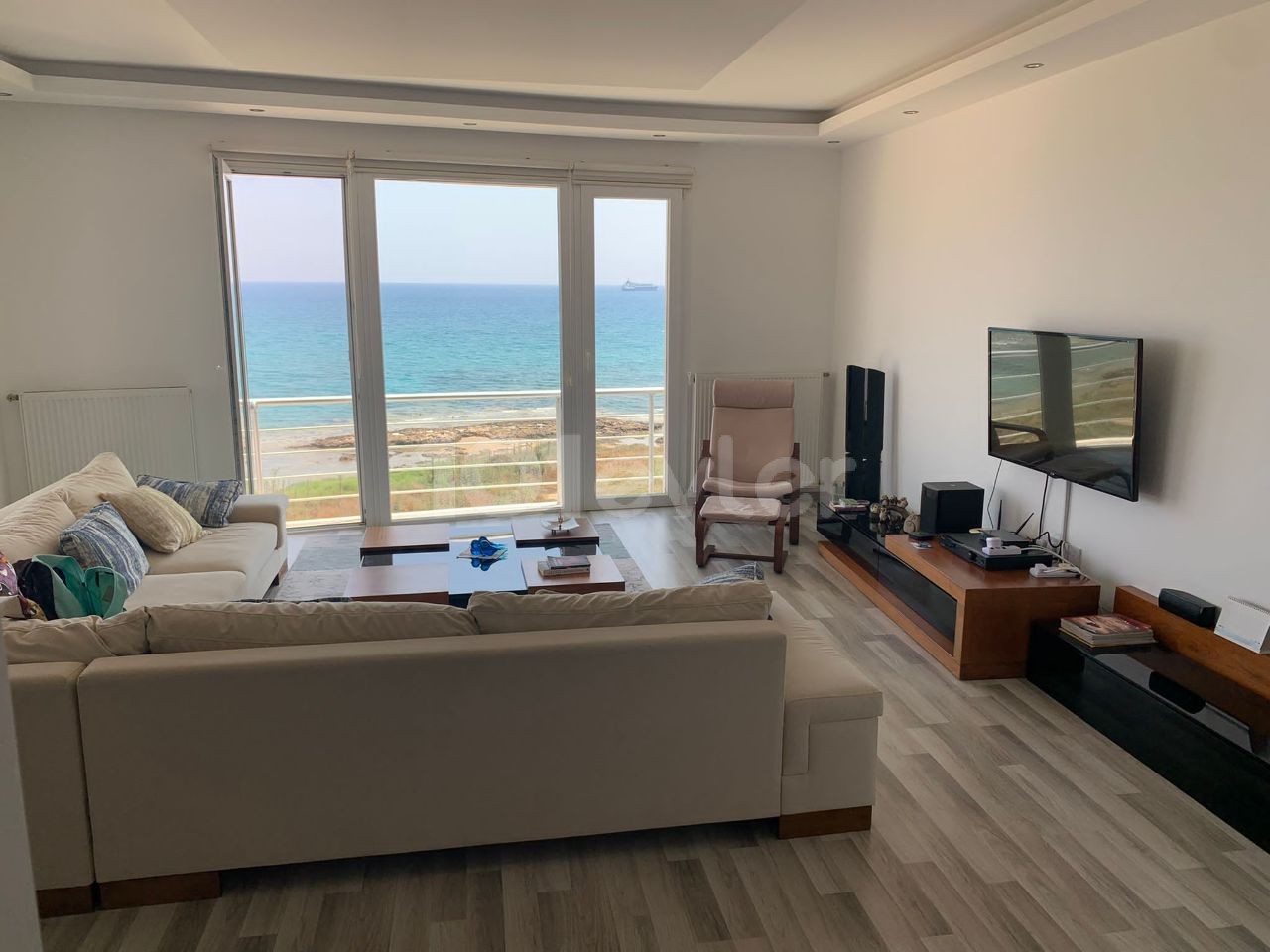 Luxury apartment for rent with sea view pool ** 