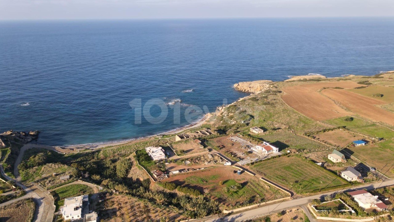 Land for sale in Tatlısuda Dec. ** 