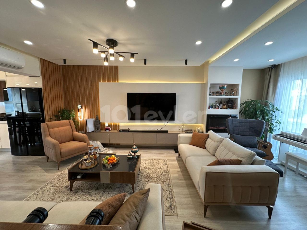 Wunderschöne Luxus-Doppelhaushälfte zum Verkauf in İskele Long Beach