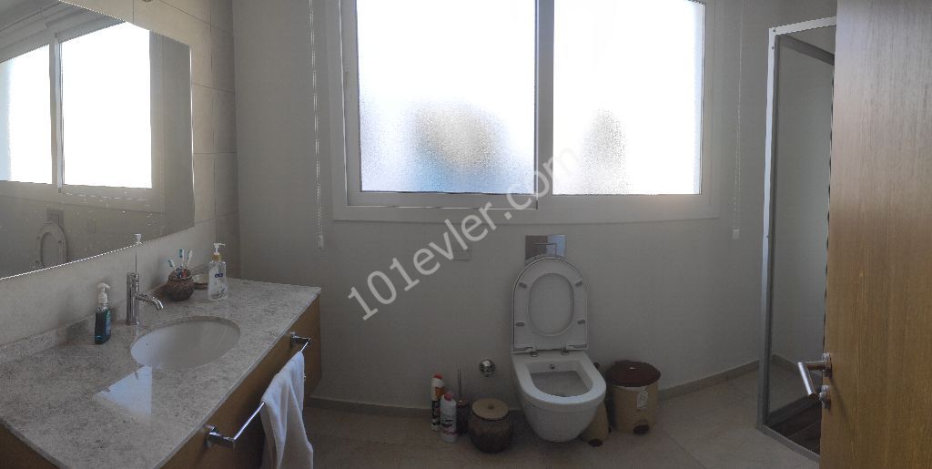 Flat For Sale in Alsancak, Kyrenia