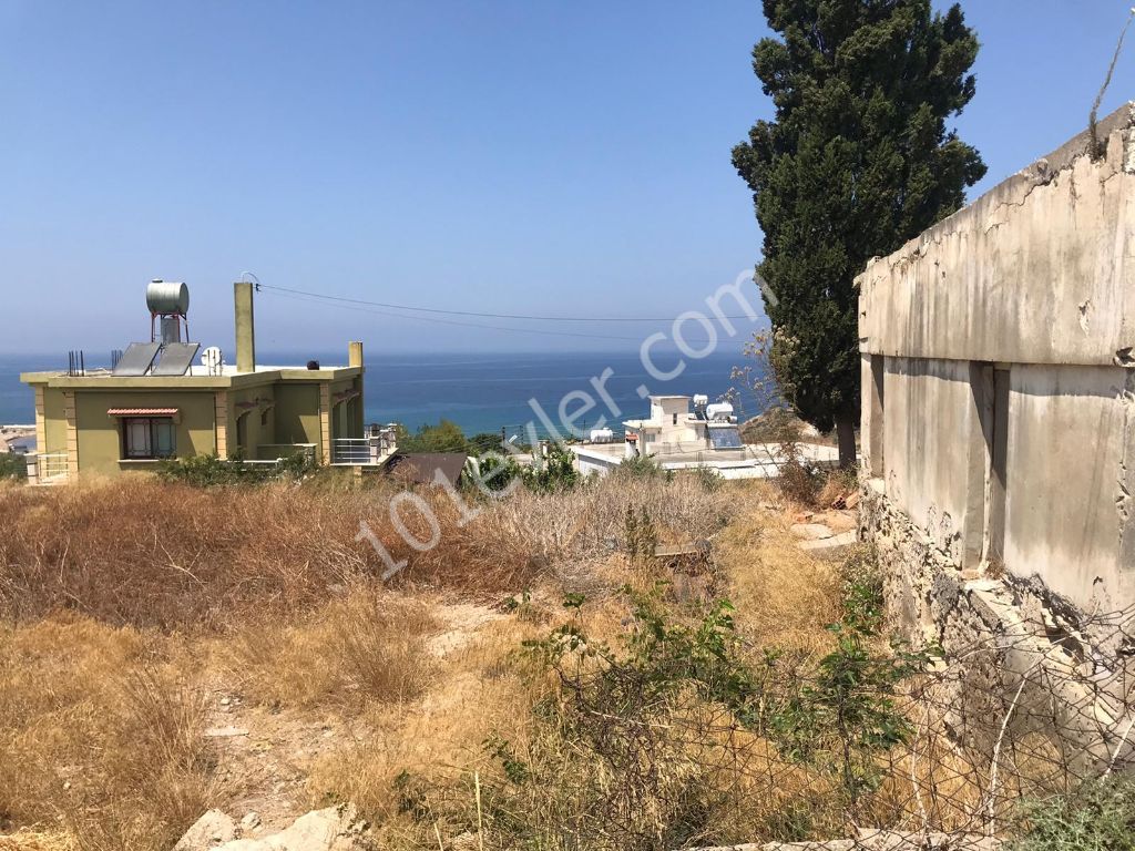 Residential Zoned Plot For Sale in Kaplıca, Iskele