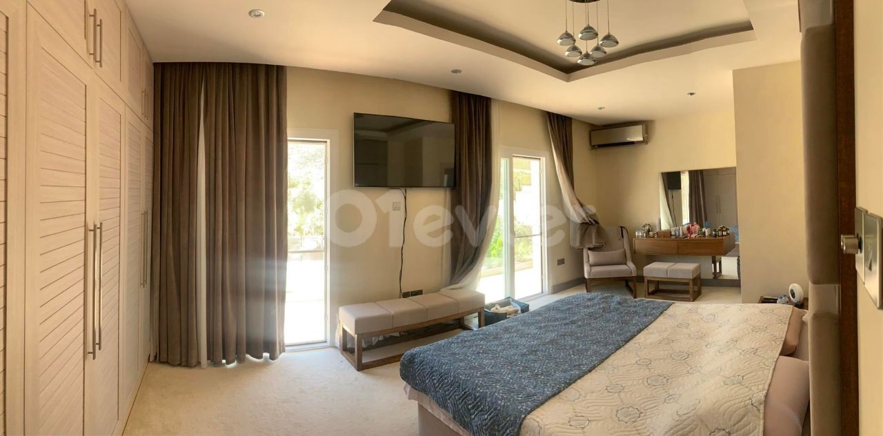 FULLY FURNISHED 4+1 LUXURY VILLA WITH POOL IN ALSANCAK DISTRICT ** 