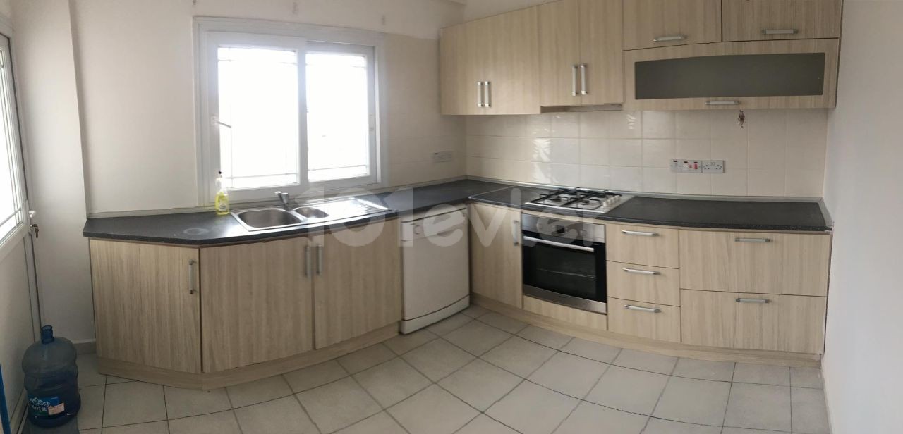 Flat For Sale in Yenişehir, Nicosia