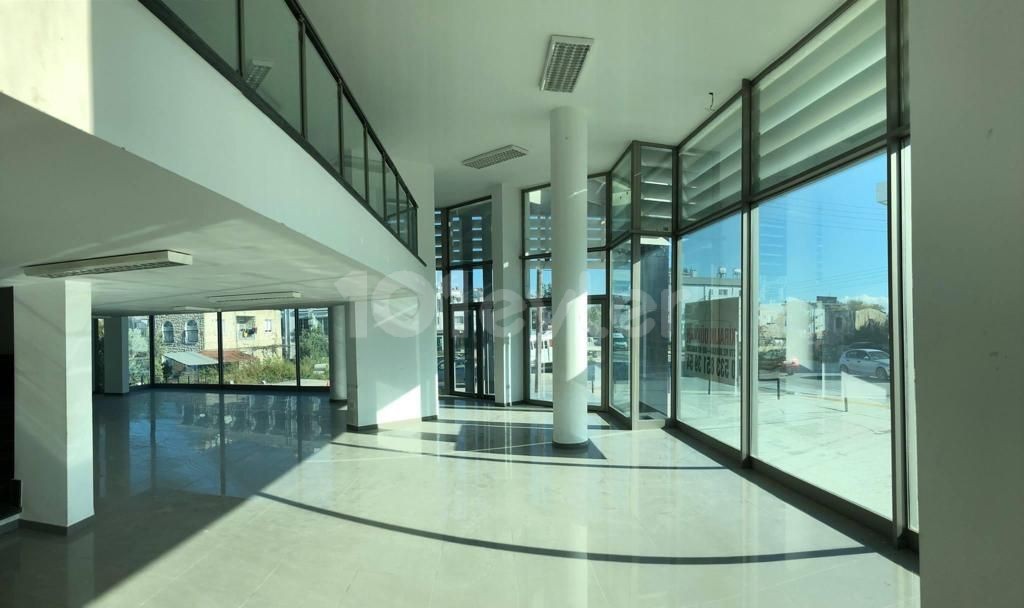 Gönyeli Atatürk Caddesi Üzeri 290 m2 Kiralık Dükkan