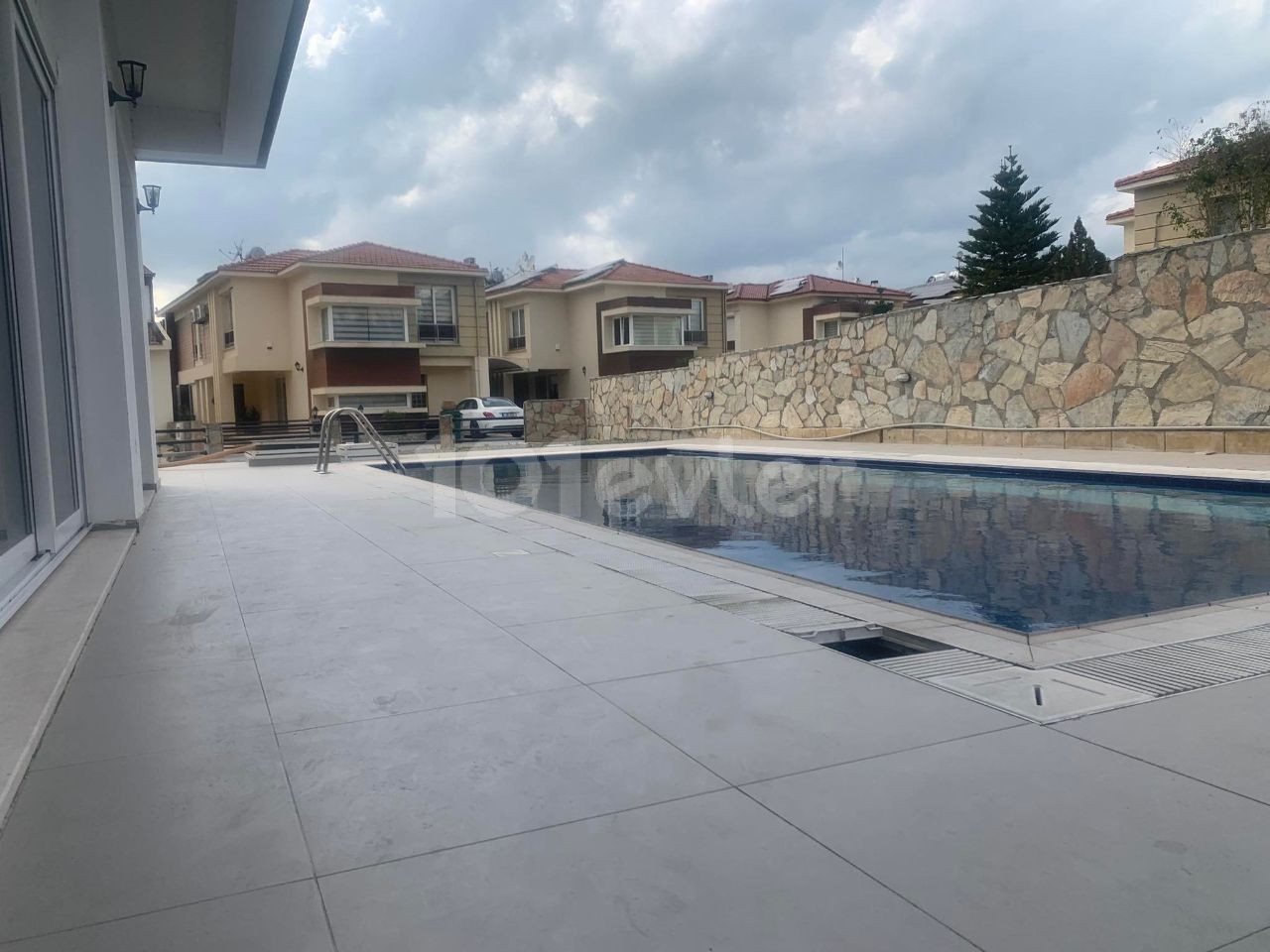 Luxury 5+1 Daily Rental Villa in Hamitkoy Area