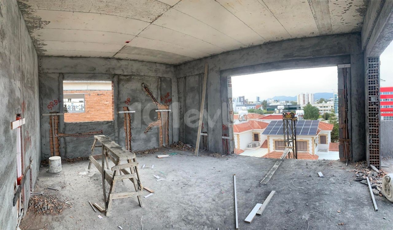 Ortakoy Bezirk.  Luxus zu verkaufen 2+1 Penthouse