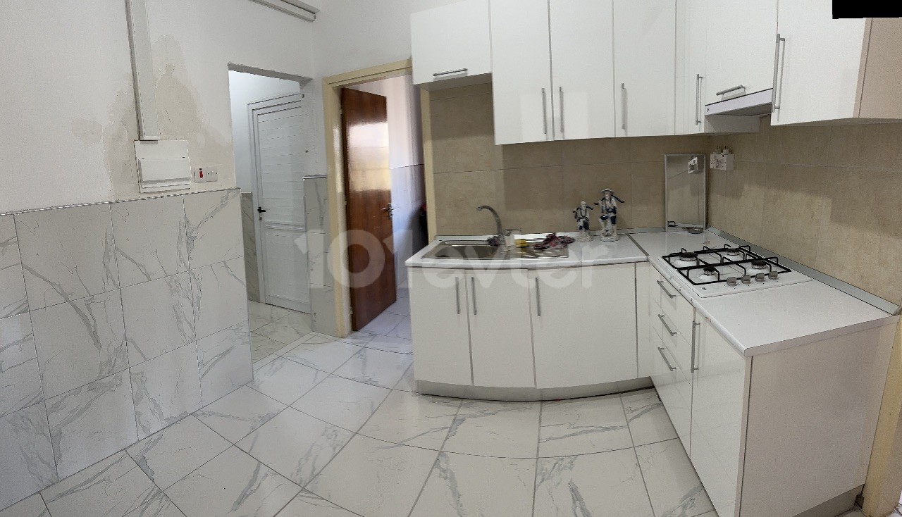 Gonyeli District Center Near Mosque 2+1 Furnished Apartment For Rent  